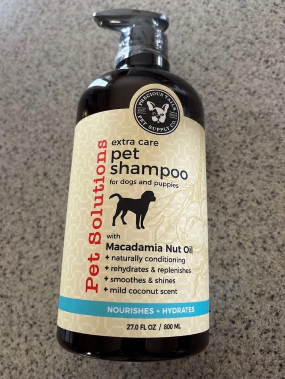 Precious Tails Pet Shampoo for Dogs and Puppies.